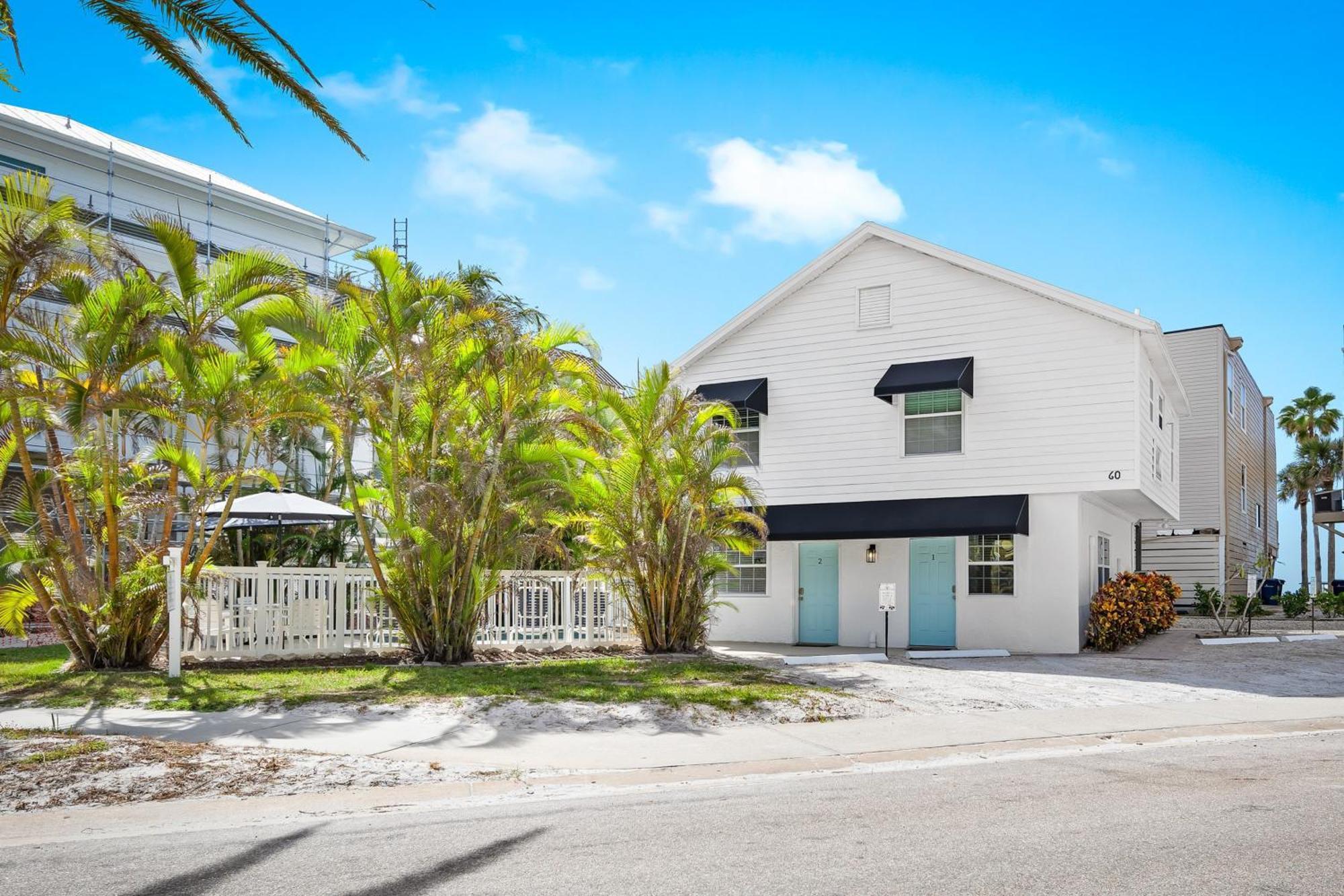 Parrot Beach Cottages Siesta Key Pokoj fotografie