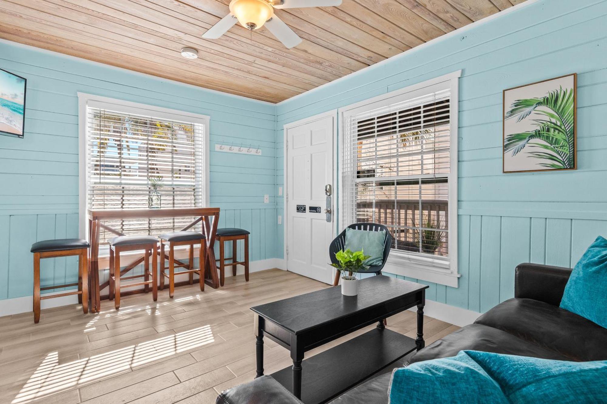 Parrot Beach Cottages Siesta Key Pokoj fotografie