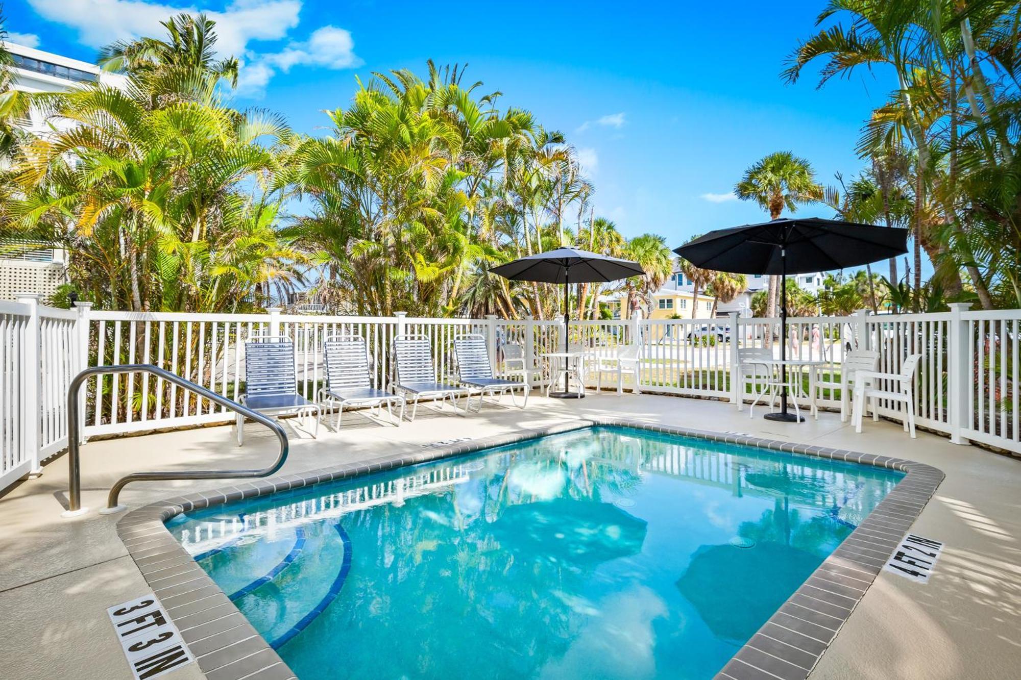 Parrot Beach Cottages Siesta Key Pokoj fotografie